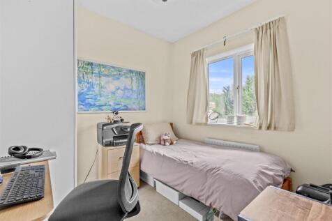 142b Totteridge Road, HP13 6HZ-3.jpg