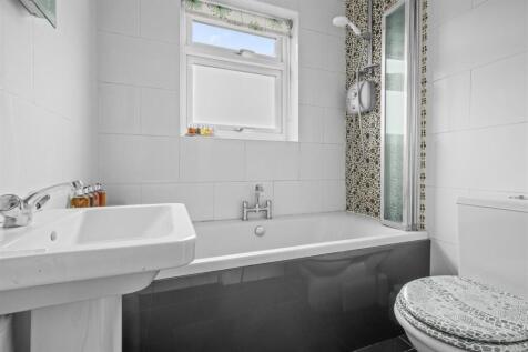 12 Chorley Road, HP14 3AR-1.jpg