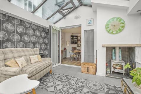 12 Chorley Road, HP14 3AR-9.jpg