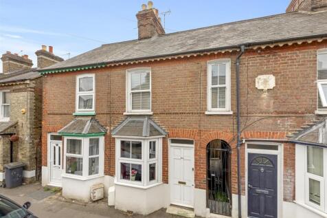 30 Gordon Road, HP13 6ER-14.jpg