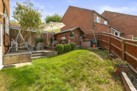 33 Brecon Way, HP13 5NN-12.jpg