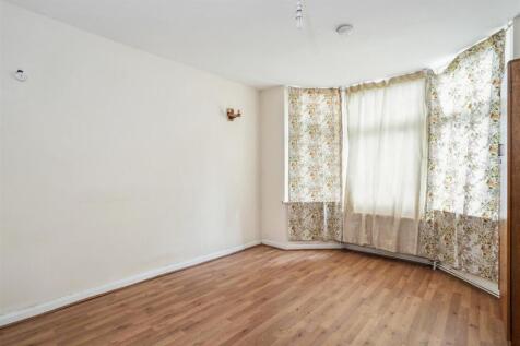 64 Chapel Road-2.jpg