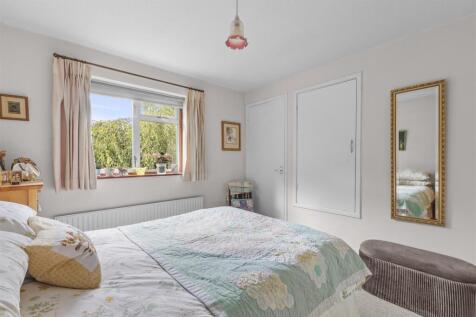 10 Portway Drive, HP12 4AU-4.jpg