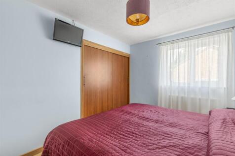 71 Lansdowne Way, HP11 1TW-5.jpg