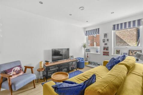 11 Tempus Court, Bellfield Road, HP13 5HA-7.jpg