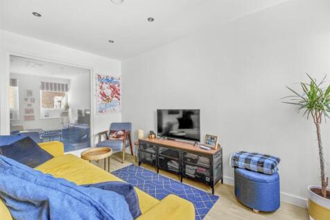 11 Tempus Court, Bellfield Road, HP13 5HA-9.jpg