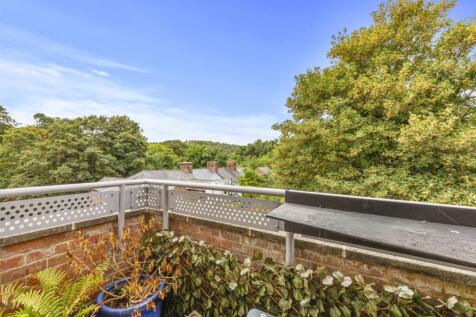 Flat 10, Riverlock Court, Spring Gardens Road, HP1