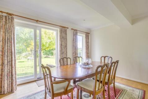 63 Marlow Road, HP11 1TG-14.jpg