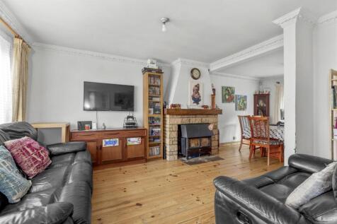 433 Micklefield Road, HP13 7HZ-5.jpg