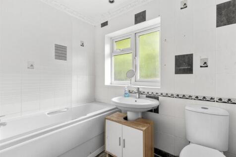 433 Micklefield Road, HP13 7HZ-4.jpg