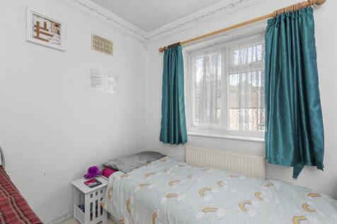 433 Micklefield Road, HP13 7HZ-1.jpg