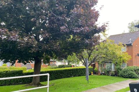36 bevelwood gardens.jpg