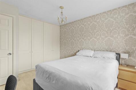 66 Lansdowne Way, HP11 1TN-3.jpg