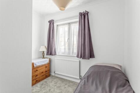 14 Hunt Road, HP13 7RE-1.jpg