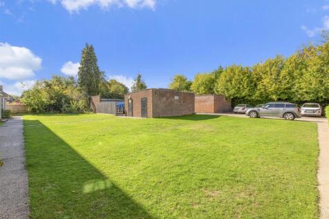 Flat 14, Clifton Court Marlow Road, HP11 1TE-12.jp