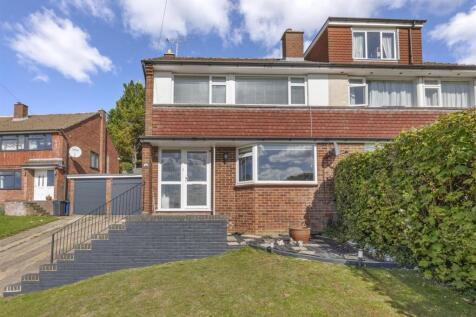 10 Merrydown, HP13 5NQ-14.jpg