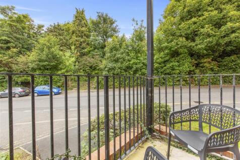 6 Moonstone Court, Dashwood Ave, HP12 3FG-10.jpg