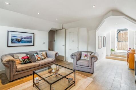 Flat 7 Vintner House-03.jpg