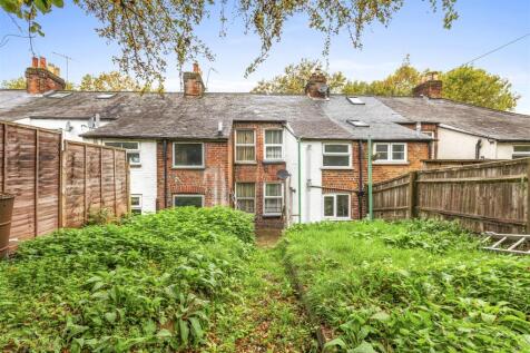 64 Temple End, HP13 5DS-13.jpg