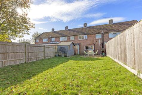 27 Rugwood Road, HP10 9HA-11.jpg