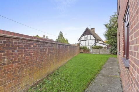 1 Parsley Close, HP22 5AN-7.jpg