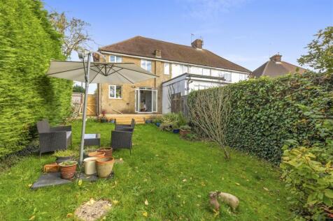 51 Geralds Road, HP13 6BN-11.jpg