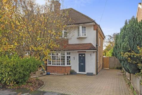 51 Geralds Road, HP13 6BN-15.jpg