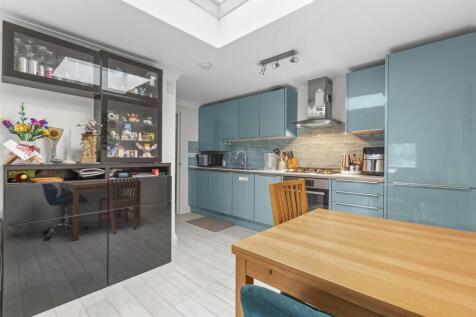 Flat 8, Buckingham Place, Bellfield Rd, HP13 5HW-5