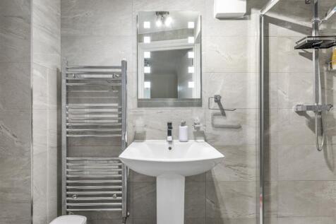 Flat 8, Buckingham Place, Bellfield Rd, HP13 5HW-1