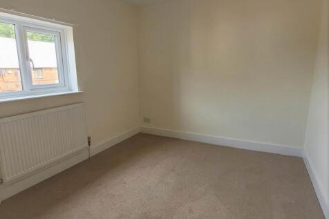 Bedroom One (1) (1).jpg