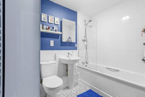 141 St. Hughs Ave, HP13 7UA-3.jpg