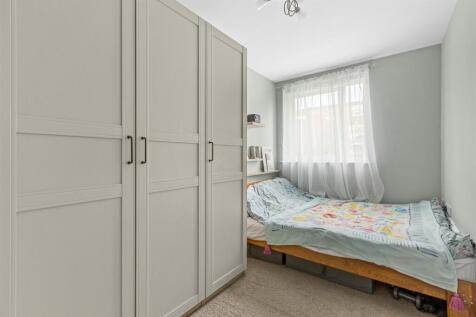 141 St. Hughs Ave, HP13 7UA-1.jpg