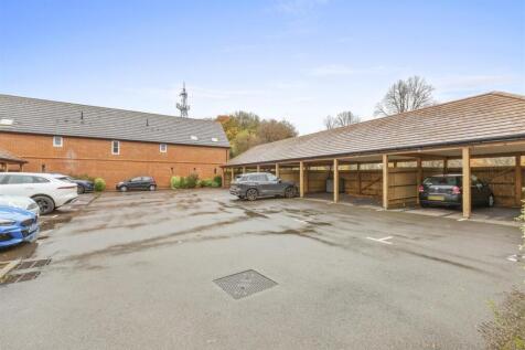 Flat 39 Aspen Rd, HP10 9FA-15.jpg