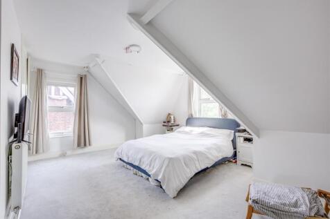 51 London Road, HP11 1BN-1.jpg