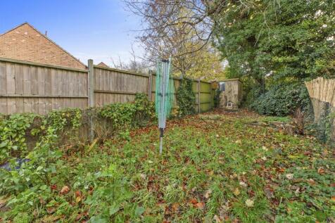 46 Lawsone Rise, HP13 5NS-10.jpg