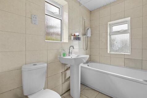 60 Underwood Rd, HP13 6YB-8.jpg