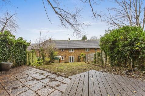 99 Hawthorne Rd, HP13 7ES-11.jpg