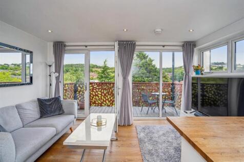 31 Westfields House-2.jpg