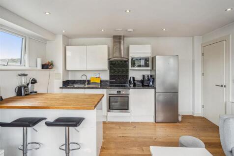 31 Westfields House-4.jpg