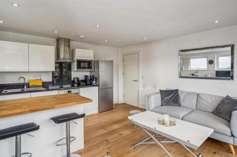 31 Westfields House-5.jpg