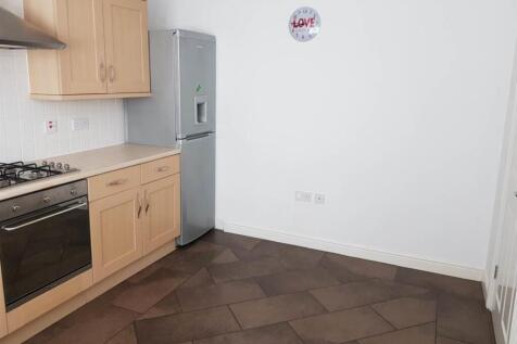 Kitchen (2) (3).jpg