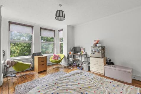 186 Hughenden Road, H13 5PD-2.jpg