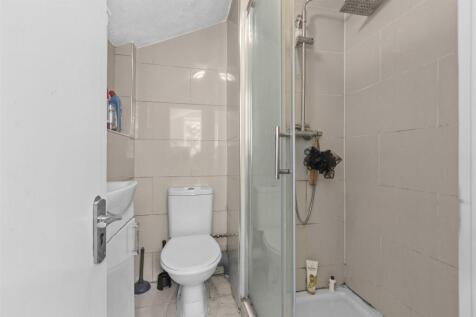 186 Hughenden Road, H13 5PD-11.jpg