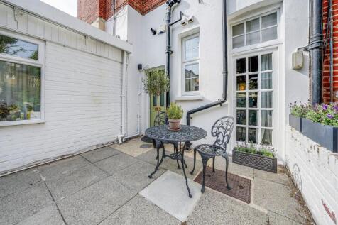 Property Image 11