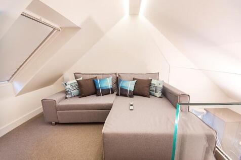 Upstairs1 (Main)