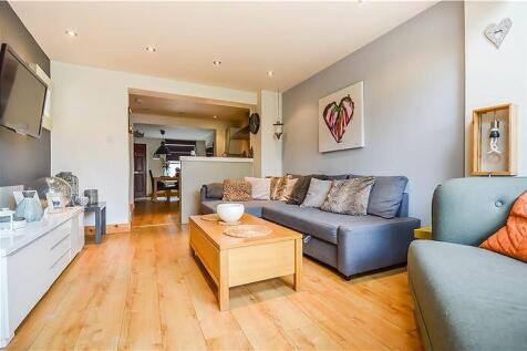Living Room (Main)