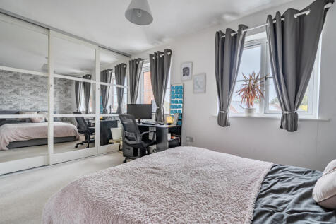 1362852-8-68dffc9...