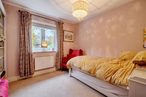 1376115-14-690b61...