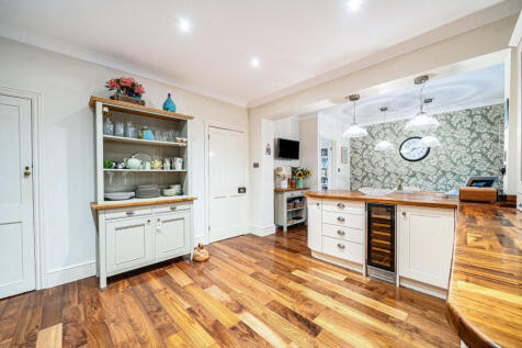 1369219-27-68efc0...