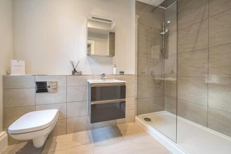 1364051-8-68e54db...